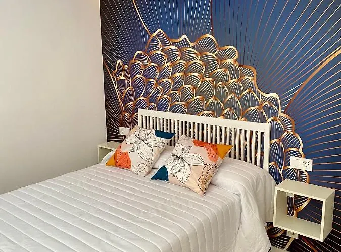 Airva: Bajada De La Libertad バリャドリド